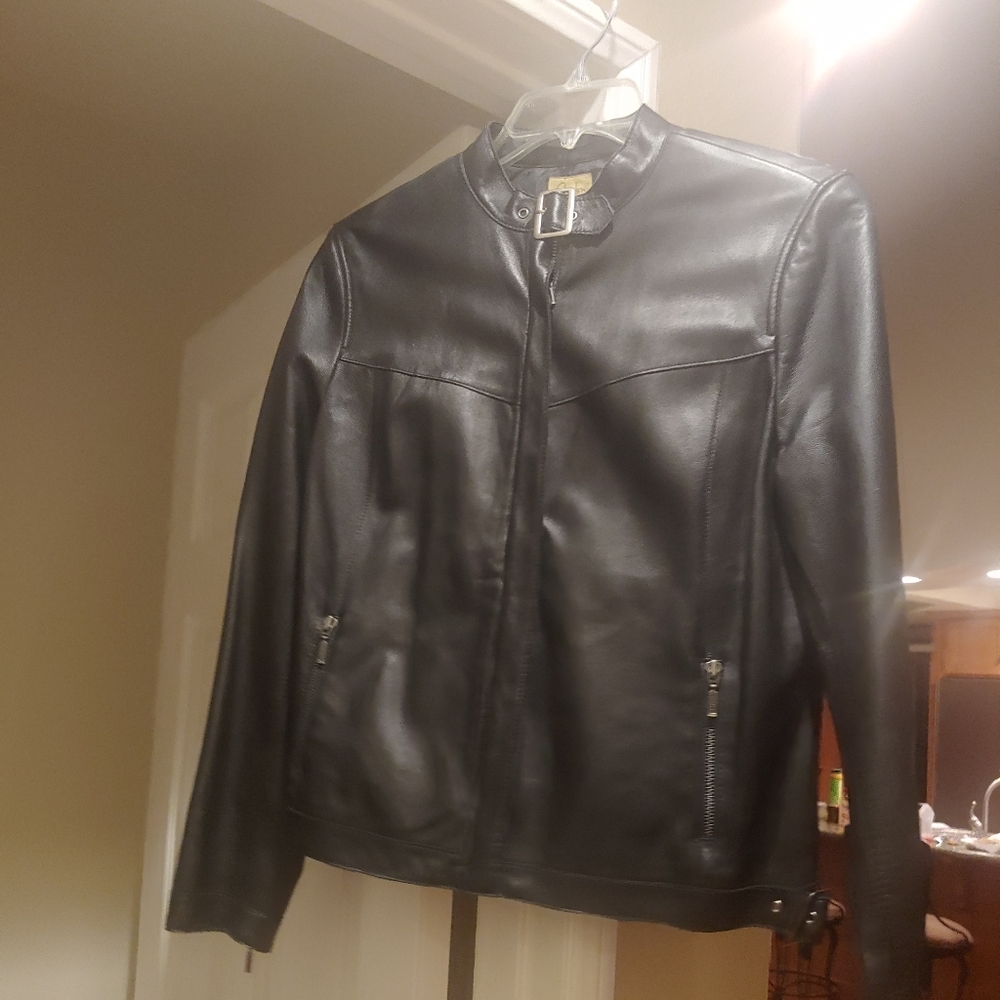 Leather jacket - Picture 1 of 1